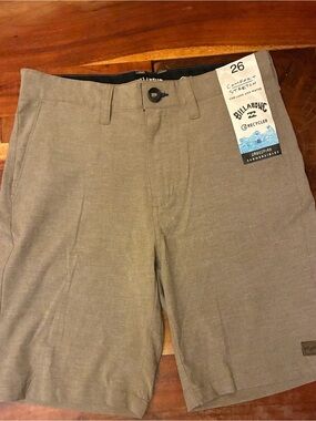 Billabong Crossfire Comfort Stretch Men’s Taupe Khaki Stretch Chino Shorts NWT